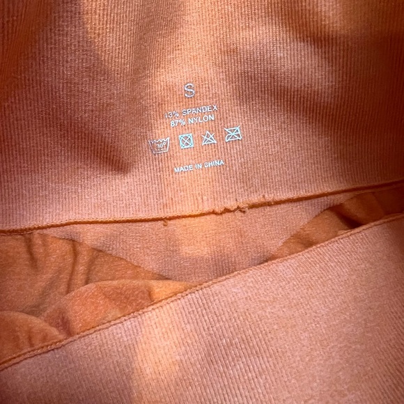 Orange Contour Seamless Leggings NVGTN - Picture 8 of 9